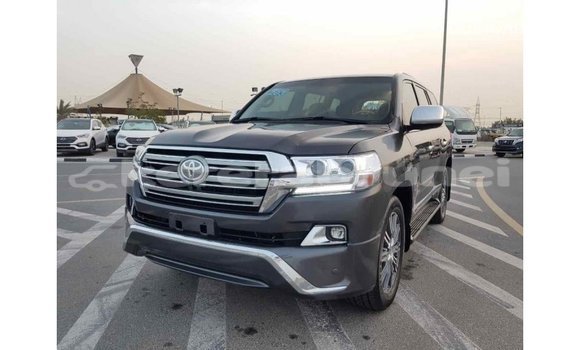Buy Import Toyota Land Cruiser Other Car in Import - Dubai in Belait Buy Import Toyota Land Cruiser Other Car in Import - Dubai in Belait