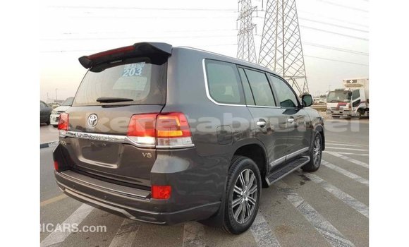 Buy Import Toyota Land Cruiser Other Car in Import - Dubai in Belait Buy Import Toyota Land Cruiser Other Car in Import - Dubai in Belait