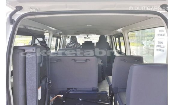 Buy Import Toyota Hiace White Car in Import - Dubai in Belait Buy Import Toyota Hiace White Car in Import - Dubai in Belait
