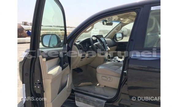 Buy Import Toyota Land Cruiser Black Car in Import - Dubai in Belait Buy Import Toyota Land Cruiser Black Car in Import - Dubai in Belait
