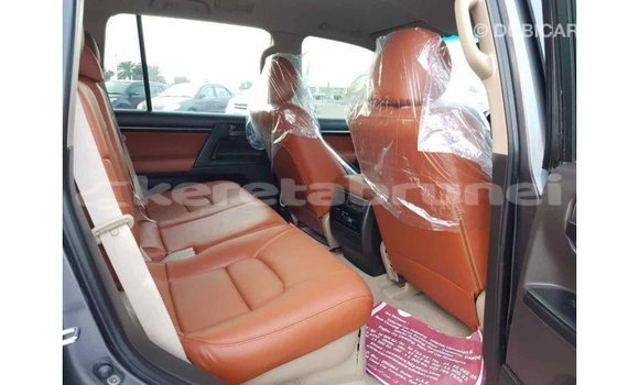 Buy Import Toyota Land Cruiser Other Car in Import - Dubai in Belait Buy Import Toyota Land Cruiser Other Car in Import - Dubai in Belait