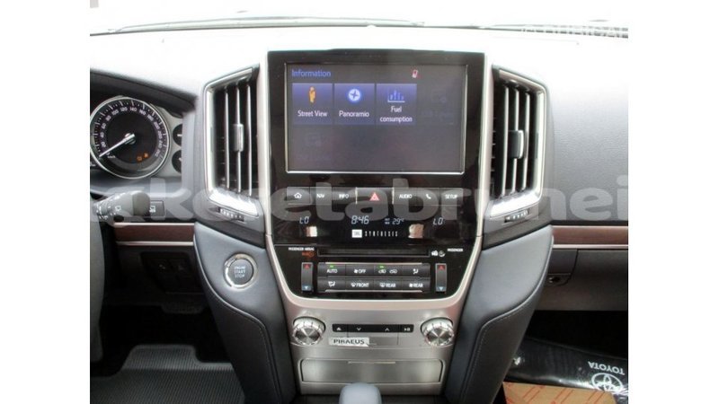 Big with watermark toyota land cruiser belait import dubai 2672