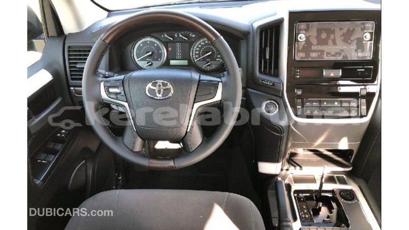 Big with watermark toyota land cruiser belait import dubai 2673