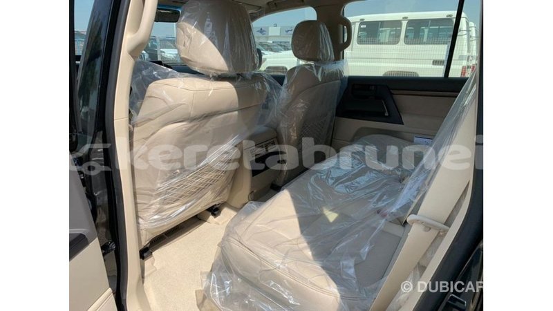 Big with watermark toyota land cruiser belait import dubai 2674