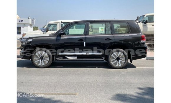 Buy Import Toyota Land Cruiser Black Car in Import - Dubai in Belait Buy Import Toyota Land Cruiser Black Car in Import - Dubai in Belait