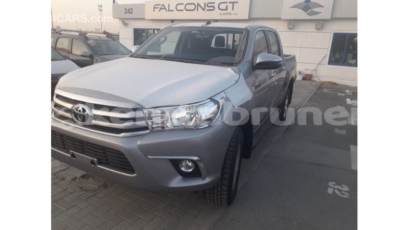 Big with watermark toyota hilux belait import dubai 2678