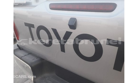 Buy Import Toyota Hilux Other Car in Import - Dubai in Belait Buy Import Toyota Hilux Other Car in Import - Dubai in Belait