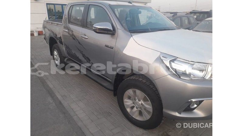 Big with watermark toyota hilux belait import dubai 2678
