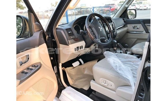 Buy Import Mitsubishi Pajero Black Car in Import - Dubai in Belait Buy Import Mitsubishi Pajero Black Car in Import - Dubai in Belait