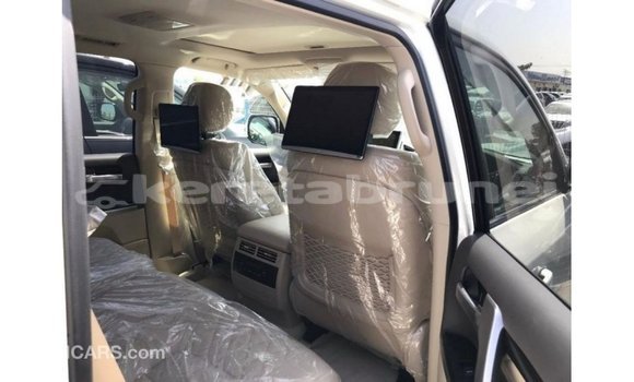 Buy Import Toyota Land Cruiser White Car in Import - Dubai in Belait Buy Import Toyota Land Cruiser White Car in Import - Dubai in Belait