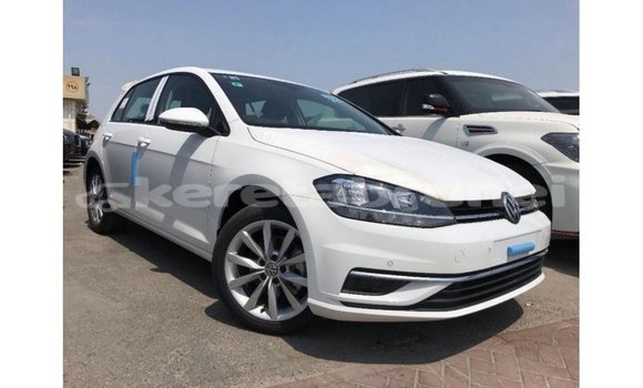 Buy Import Volkswagen Golf White Car in Import - Dubai in Belait Buy Import Volkswagen Golf White Car in Import - Dubai in Belait