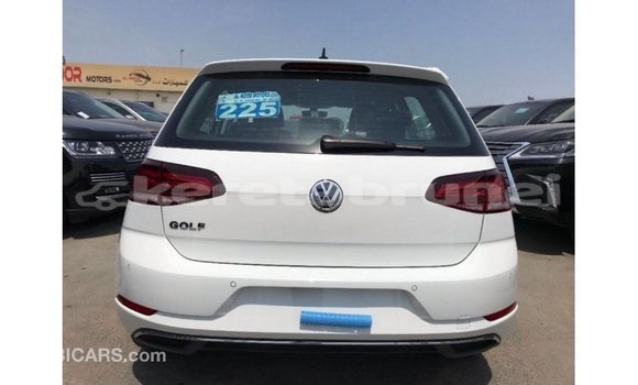Buy Import Volkswagen Golf White Car in Import - Dubai in Belait Buy Import Volkswagen Golf White Car in Import - Dubai in Belait