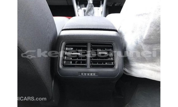 Buy Import Volkswagen Golf White Car in Import - Dubai in Belait Buy Import Volkswagen Golf White Car in Import - Dubai in Belait