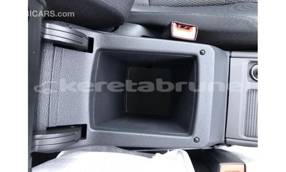 Buy Import Volkswagen Golf White Car in Import - Dubai in Belait Buy Import Volkswagen Golf White Car in Import - Dubai in Belait