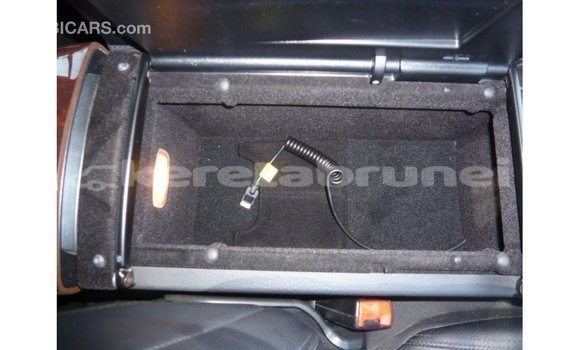 Buy Import Mercedes-Benz 190 White Car in Import - Dubai in Belait Buy Import Mercedes-Benz 190 White Car in Import - Dubai in Belait