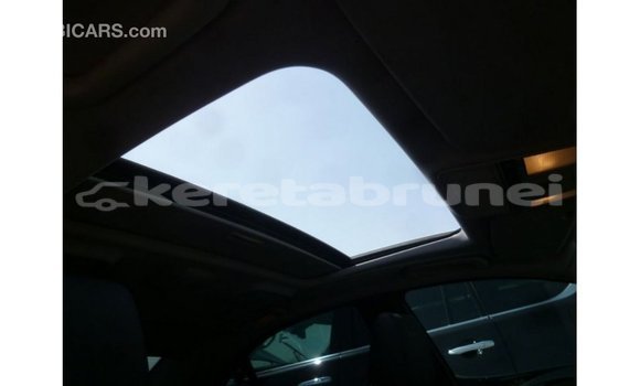 Buy Import Mercedes-Benz 190 White Car in Import - Dubai in Belait Buy Import Mercedes-Benz 190 White Car in Import - Dubai in Belait