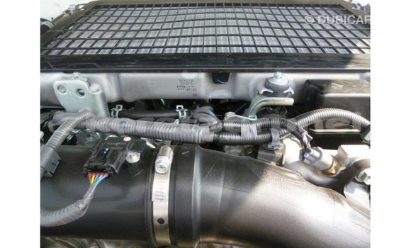 Buy Import Toyota Land Cruiser White Car in Import - Dubai in Belait Buy Import Toyota Land Cruiser White Car in Import - Dubai in Belait