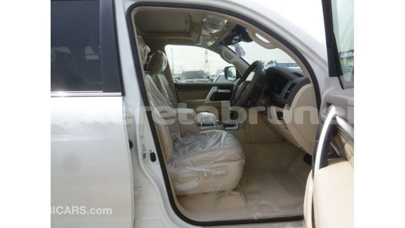 Big with watermark toyota land cruiser belait import dubai 2703