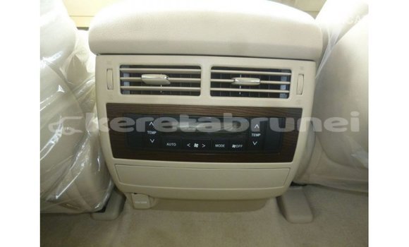Buy Import Toyota Land Cruiser White Car in Import - Dubai in Belait Buy Import Toyota Land Cruiser White Car in Import - Dubai in Belait