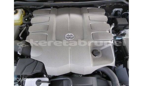 Buy Import Toyota Land Cruiser White Car in Import - Dubai in Belait Buy Import Toyota Land Cruiser White Car in Import - Dubai in Belait