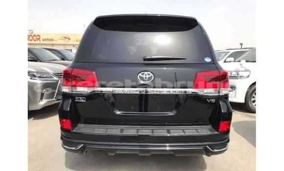 Buy Import Toyota Land Cruiser Black Car in Import - Dubai in Belait Buy Import Toyota Land Cruiser Black Car in Import - Dubai in Belait