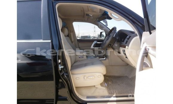 Buy Import Toyota Land Cruiser Black Car in Import - Dubai in Belait Buy Import Toyota Land Cruiser Black Car in Import - Dubai in Belait