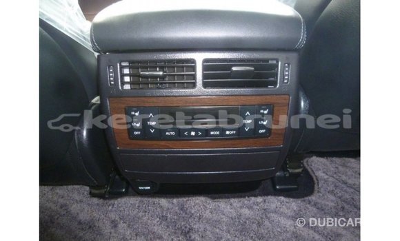 Buy Import Toyota Land Cruiser Black Car in Import - Dubai in Belait Buy Import Toyota Land Cruiser Black Car in Import - Dubai in Belait