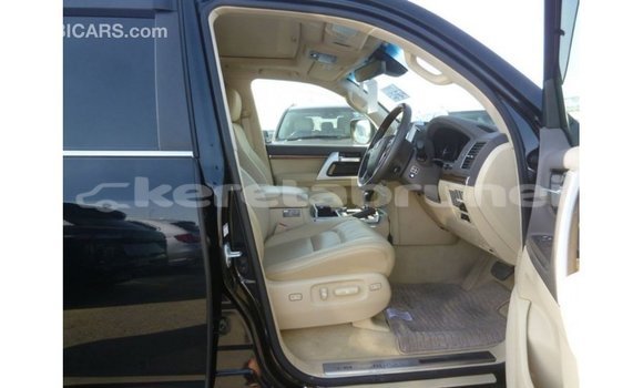 Buy Import Toyota Land Cruiser Black Car in Import - Dubai in Belait Buy Import Toyota Land Cruiser Black Car in Import - Dubai in Belait