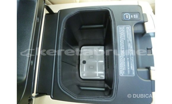 Buy Import Toyota Land Cruiser Black Car in Import - Dubai in Belait Buy Import Toyota Land Cruiser Black Car in Import - Dubai in Belait