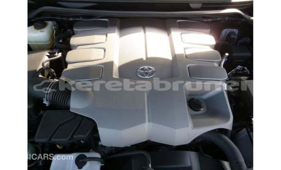 Buy Import Toyota Land Cruiser Black Car in Import - Dubai in Belait Buy Import Toyota Land Cruiser Black Car in Import - Dubai in Belait