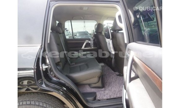 Buy Import Toyota Land Cruiser Black Car in Import - Dubai in Belait Buy Import Toyota Land Cruiser Black Car in Import - Dubai in Belait