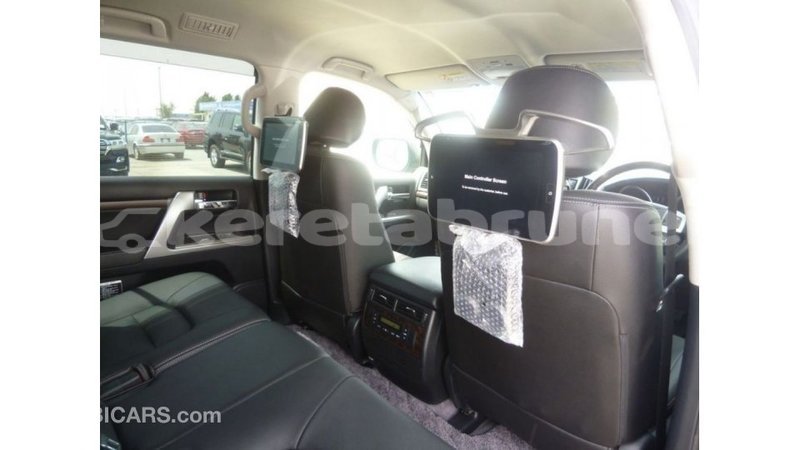 Big with watermark toyota land cruiser belait import dubai 2718