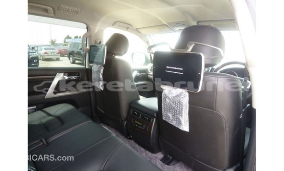 Buy Import Toyota Land Cruiser Black Car in Import - Dubai in Belait Buy Import Toyota Land Cruiser Black Car in Import - Dubai in Belait