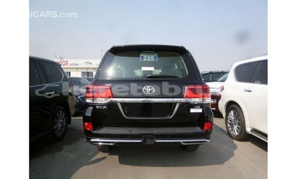 Buy Import Toyota Land Cruiser Black Car in Import - Dubai in Belait Buy Import Toyota Land Cruiser Black Car in Import - Dubai in Belait