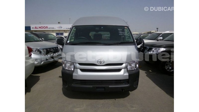 Big with watermark toyota hiace belait import dubai 2723