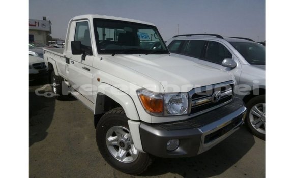 Buy Import Toyota Land Cruiser White Car in Import - Dubai in Belait Buy Import Toyota Land Cruiser White Car in Import - Dubai in Belait