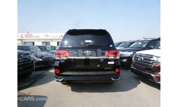 Buy Import Toyota Land Cruiser Black Car in Import - Dubai in Belait Buy Import Toyota Land Cruiser Black Car in Import - Dubai in Belait