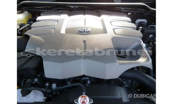 Buy Import Toyota Land Cruiser White Car in Import - Dubai in Belait Buy Import Toyota Land Cruiser White Car in Import - Dubai in Belait