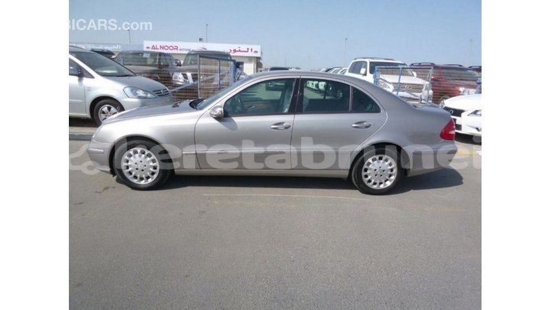 Big with watermark mercedes benz 200 belait import dubai 2735