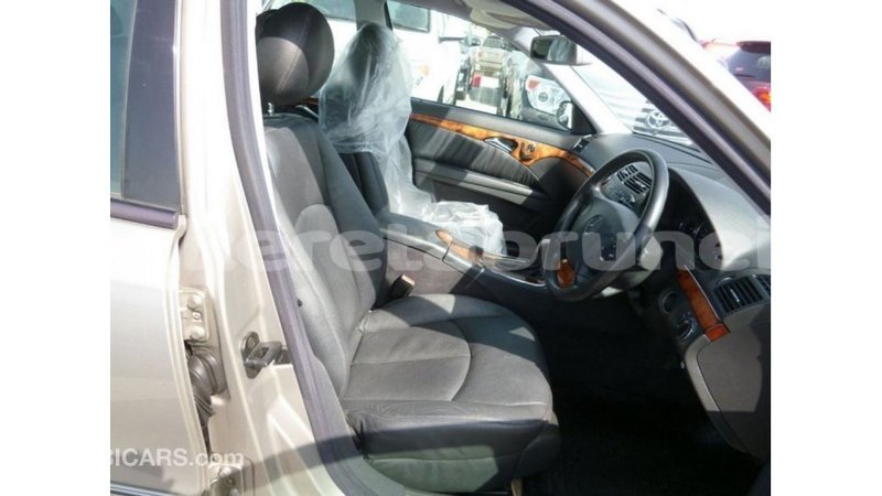 Big with watermark mercedes benz 200 belait import dubai 2735