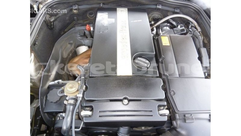 Big with watermark mercedes benz 200 belait import dubai 2735