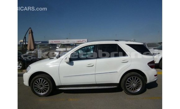 Buy Import Mercedes-Benz 190 White Car in Import - Dubai in Belait Buy Import Mercedes-Benz 190 White Car in Import - Dubai in Belait