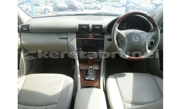 Buy Import Mercedes-Benz 190 Blue Car in Import - Dubai in Belait Buy Import Mercedes-Benz 190 Blue Car in Import - Dubai in Belait