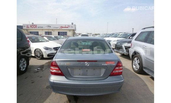 Buy Import Mercedes-Benz 190 Blue Car in Import - Dubai in Belait Buy Import Mercedes-Benz 190 Blue Car in Import - Dubai in Belait