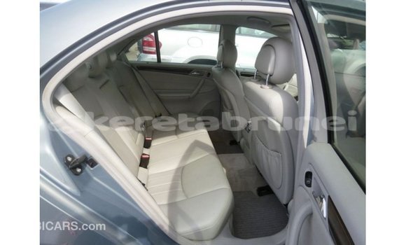 Buy Import Mercedes-Benz 190 Blue Car in Import - Dubai in Belait Buy Import Mercedes-Benz 190 Blue Car in Import - Dubai in Belait