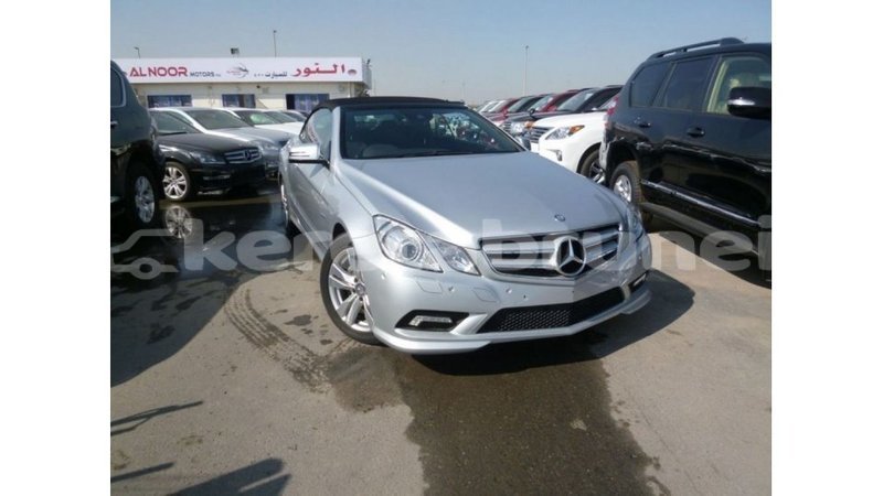 Big with watermark mercedes benz 250 belait import dubai 2739