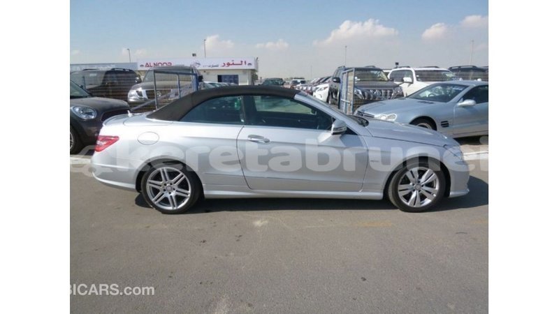 Big with watermark mercedes benz 250 belait import dubai 2739