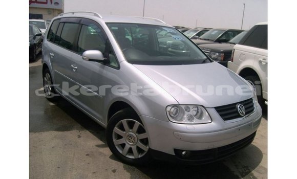 Buy Import Volkswagen Touran Other Car in Import - Dubai in Belait Buy Import Volkswagen Touran Other Car in Import - Dubai in Belait