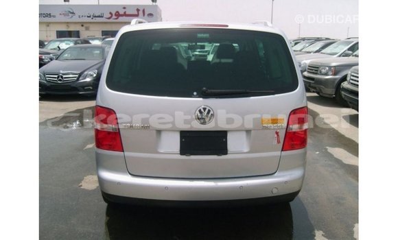 Buy Import Volkswagen Touran Other Car in Import - Dubai in Belait Buy Import Volkswagen Touran Other Car in Import - Dubai in Belait