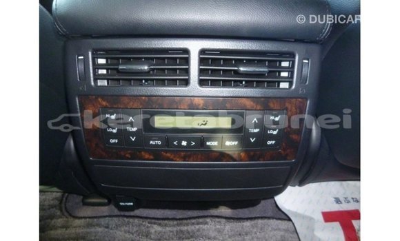 Buy Import Toyota Land Cruiser White Car in Import - Dubai in Belait Buy Import Toyota Land Cruiser White Car in Import - Dubai in Belait